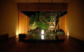 香湯楼井川